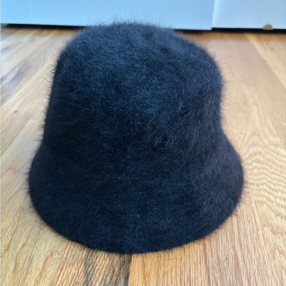 VINTAGE black fuzzy bucket hat